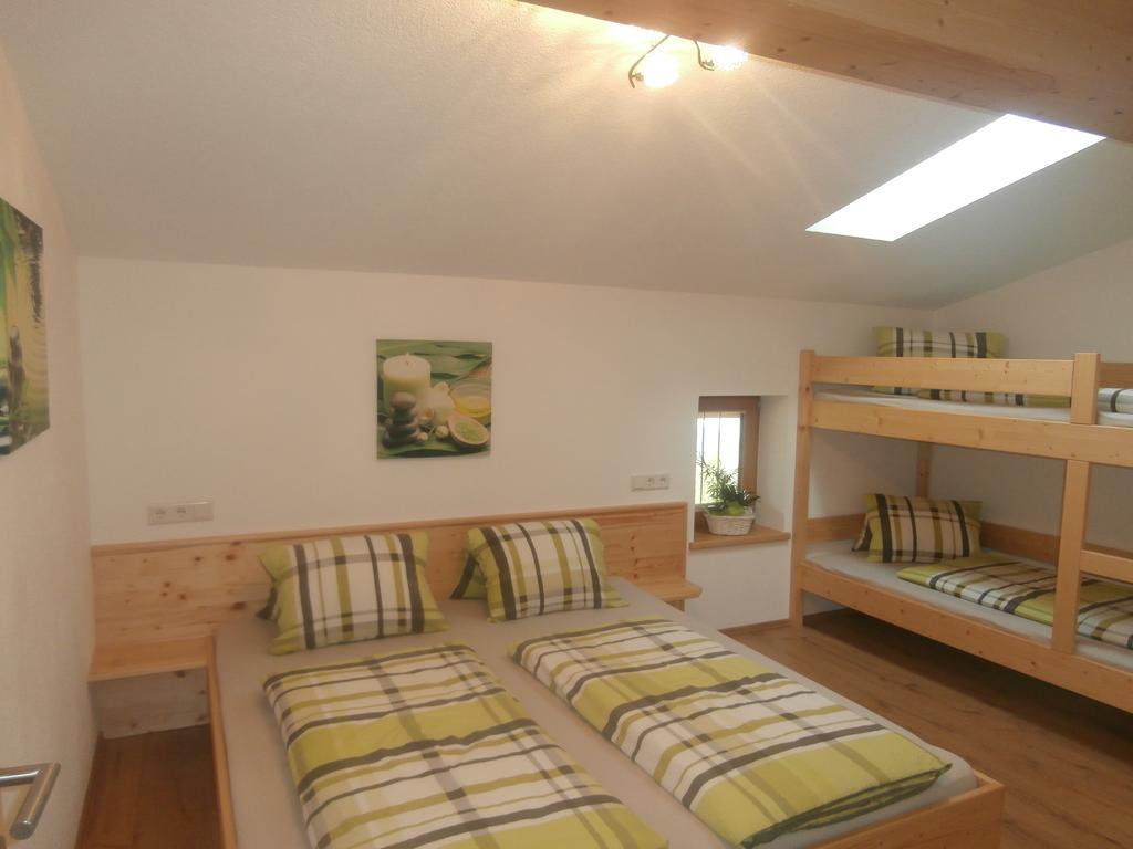 Landhaus Claudia Apartment Zell am Ziller Room photo